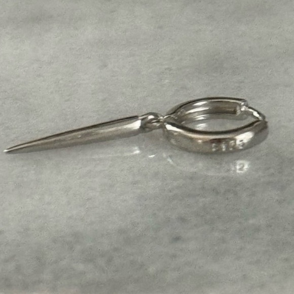 COPY - Sterling Silver Spike Huggie Hoop Earrings Brand New - Picture 3 of 4